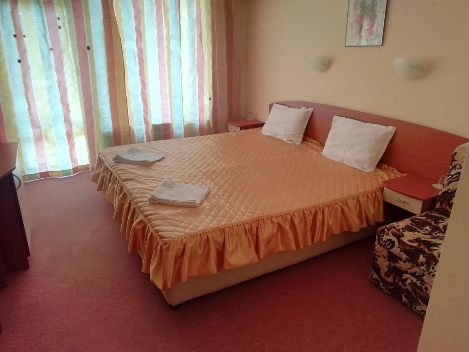 Family Hotel Mimosa Tsarevo Exterior photo