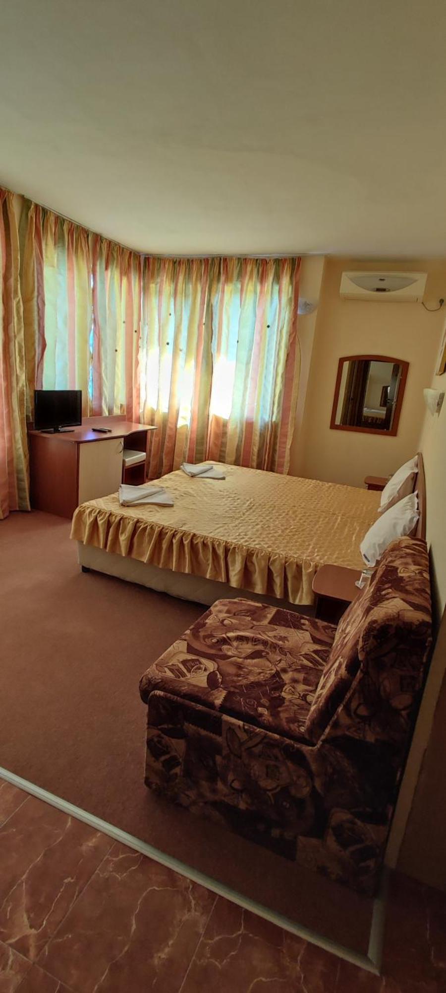 Family Hotel Mimosa Tsarevo Exterior photo