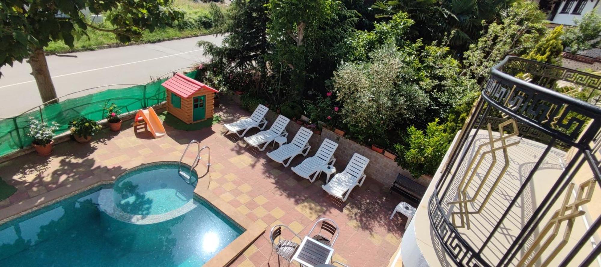 Family Hotel Mimosa Tsarevo Exterior photo